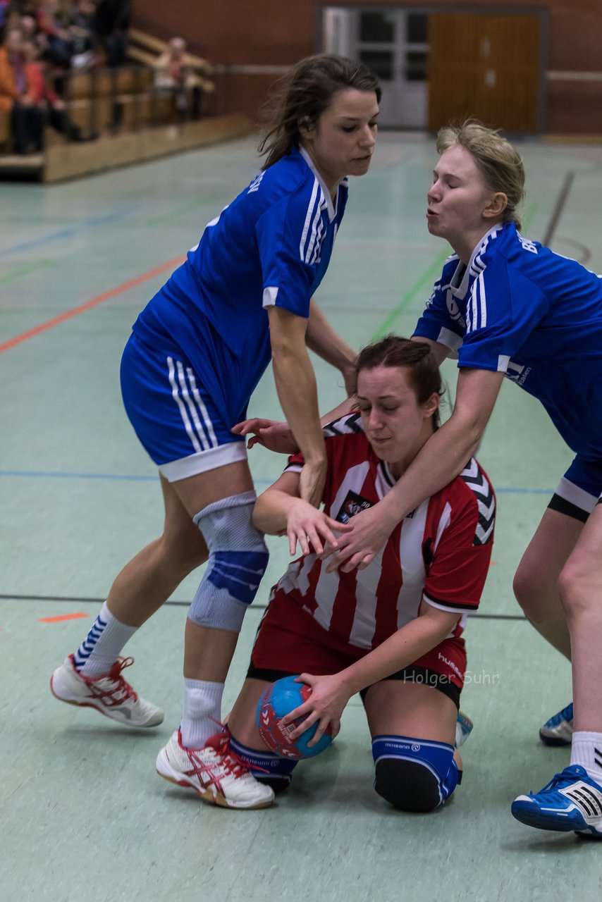 Bild 239 - Frauen Barmstedter TS - Buedelsdorfer TSV : Ergebnis: 26:12